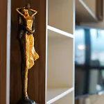 Mirandis Privilegio - Stylish With Balcony & Free Parking *